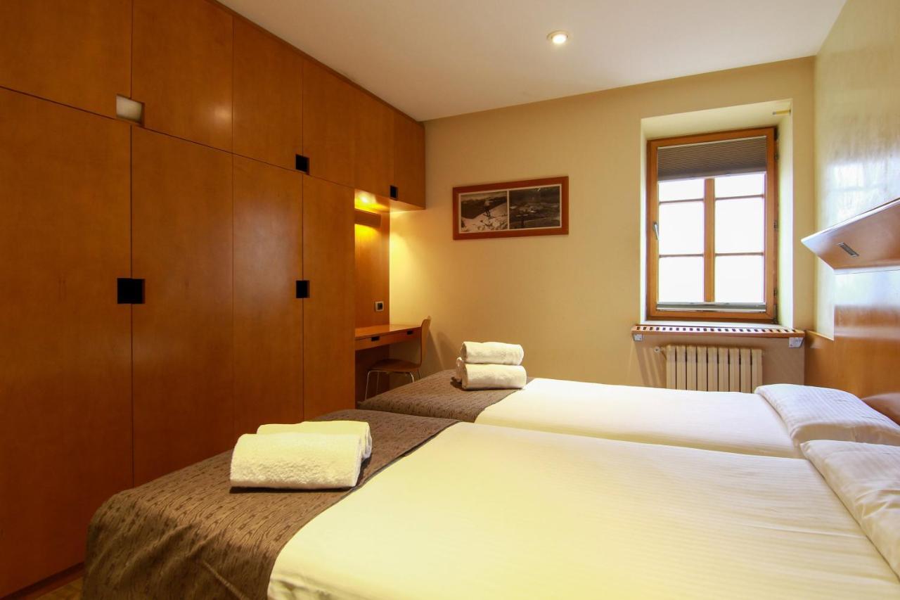 Apartaments Vall De Nuria ケラルブス エクステリア 写真