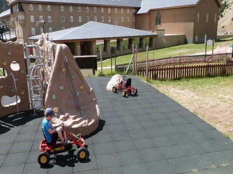 Apartaments Vall De Nuria ケラルブス エクステリア 写真
