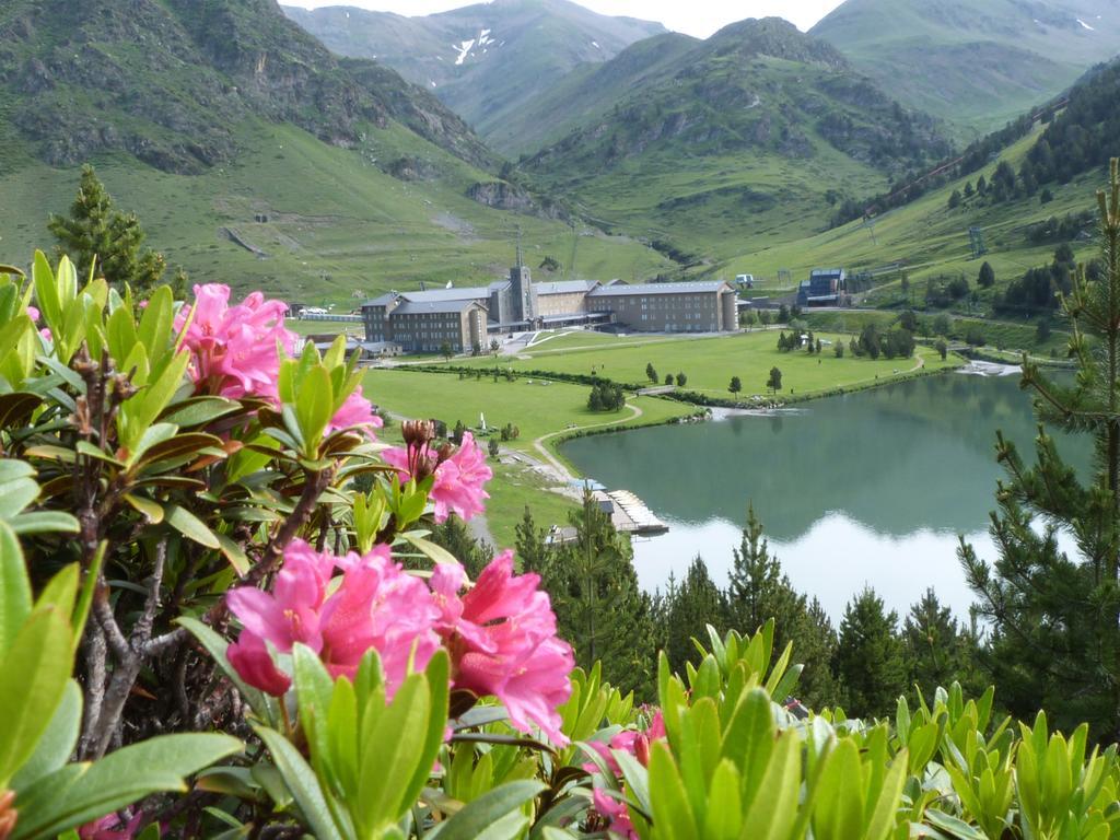 Apartaments Vall De Nuria ケラルブス エクステリア 写真