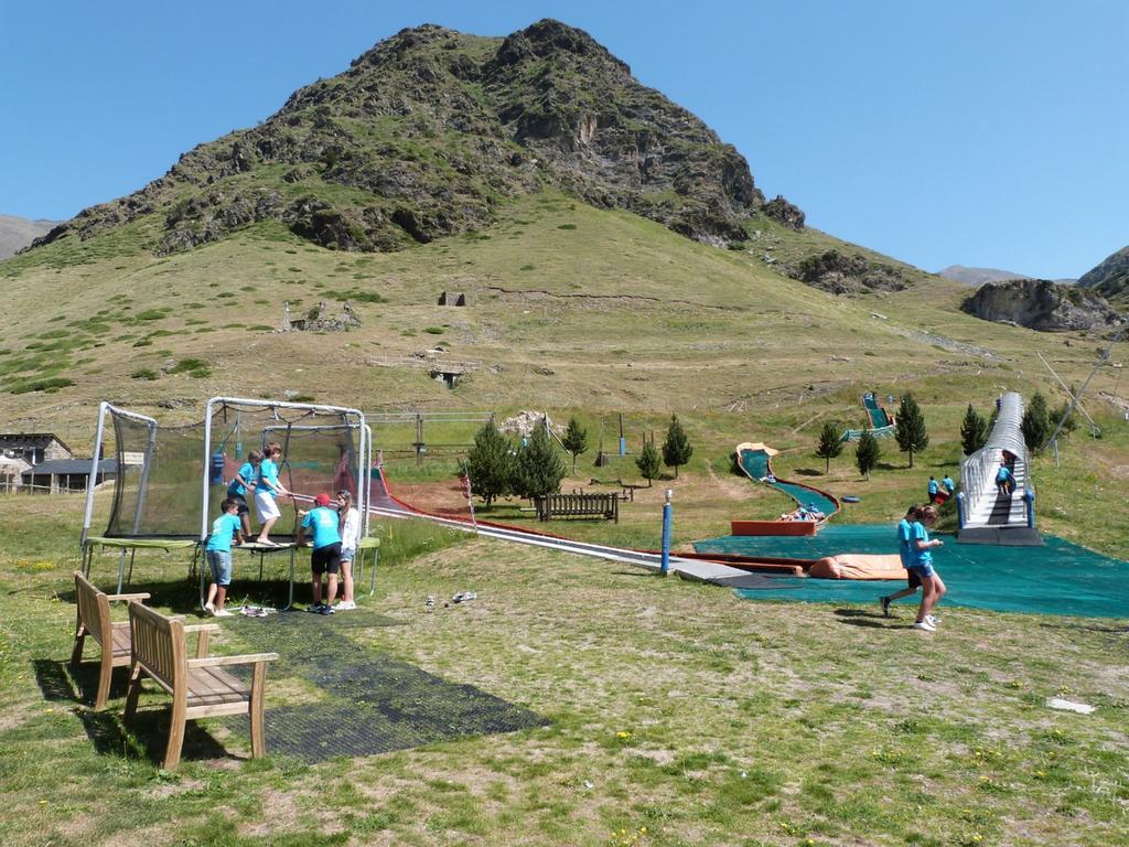 Apartaments Vall De Nuria ケラルブス エクステリア 写真