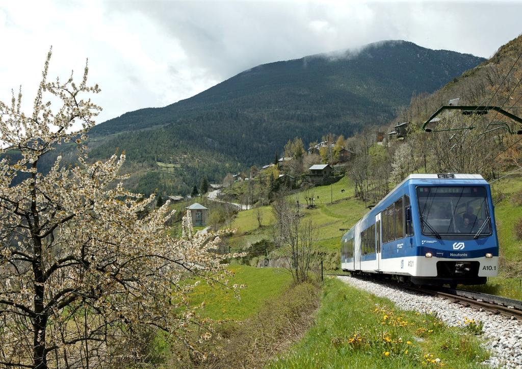 Apartaments Vall De Nuria ケラルブス エクステリア 写真