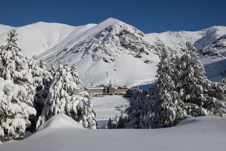 Apartaments Vall De Nuria ケラルブス エクステリア 写真
